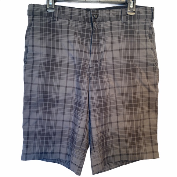 Nike Tour Performance Dy Fit Shorts. Size 34. - Picture 1 of 6